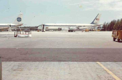 Midway, Nixon/Thieu Summit, Air Force One