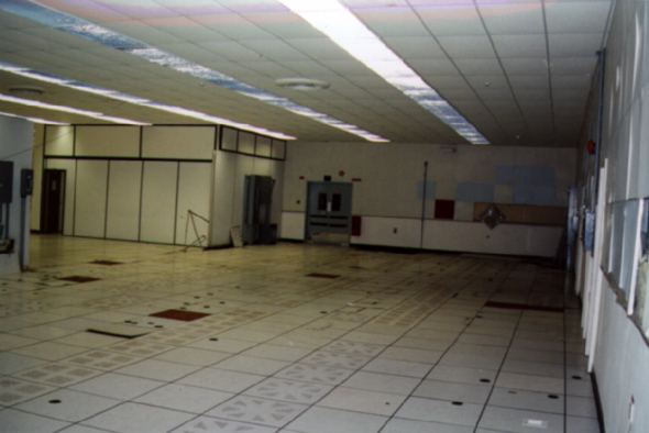 2002: OPS floor looking right from main door