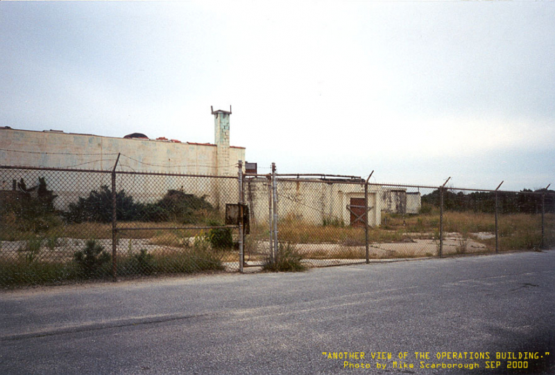 T-Building September 2000