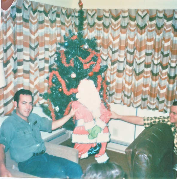 1973 NavFac SNI - Lt Tim Verhoef & Ens Roger Gilfert in BOQ 1