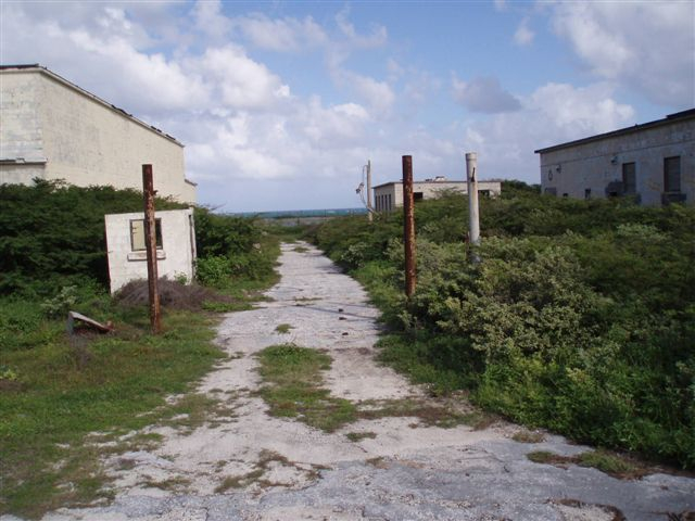 Gate entrance to T-Building & Generator compound Dec2006