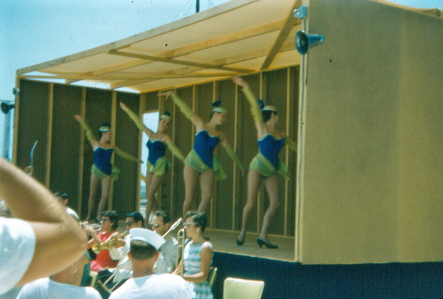 1957 - USO Show Group
