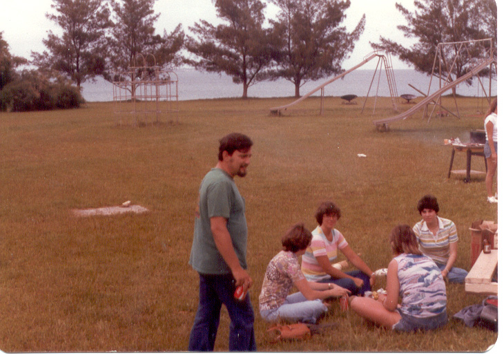 Command Picnic 1 Bermuda 1978