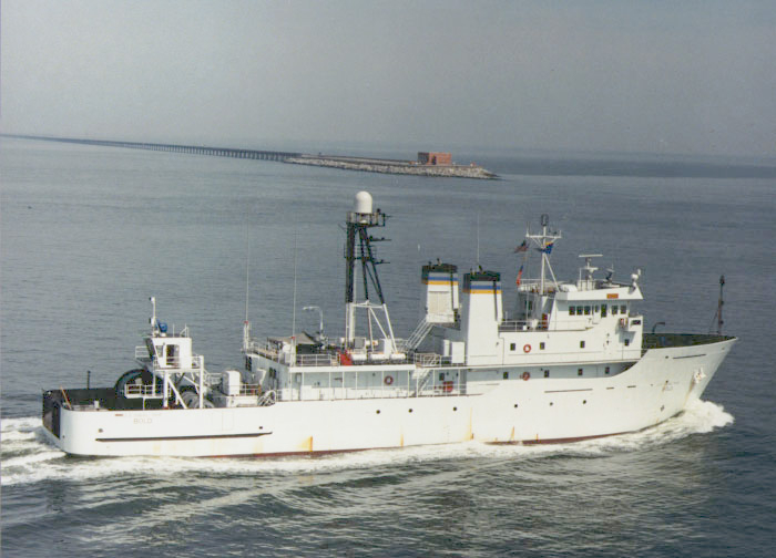 USNS BOLD T-AGOS-12,  SURTASS SHIP