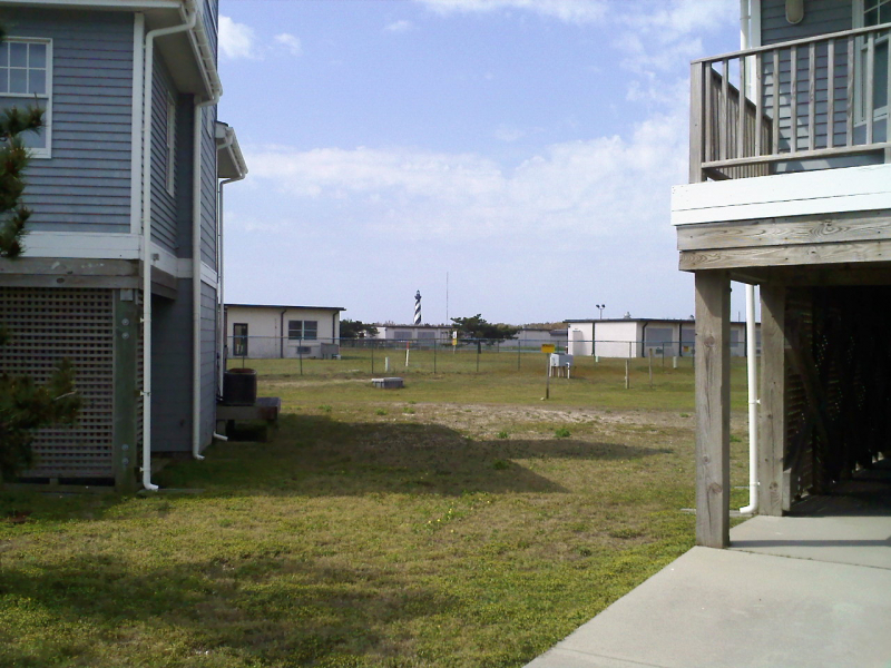 Hatteras Lighthouse thru old housing 4.22.09
