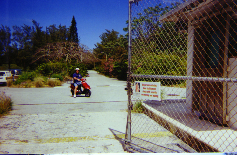 Annex Gate 2002