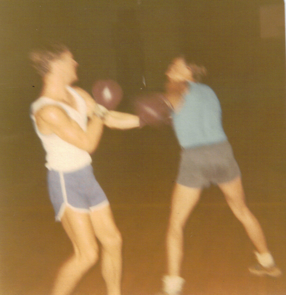 Zeigler/Lamping boxing Bermuda 72-73