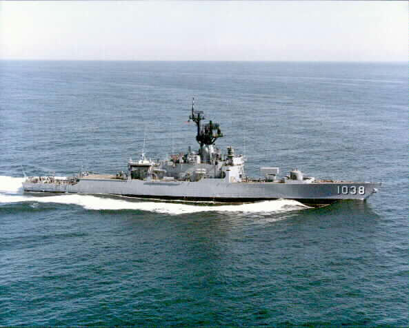 USS MCCLOY (DE/FF-1038) TASS SHIP